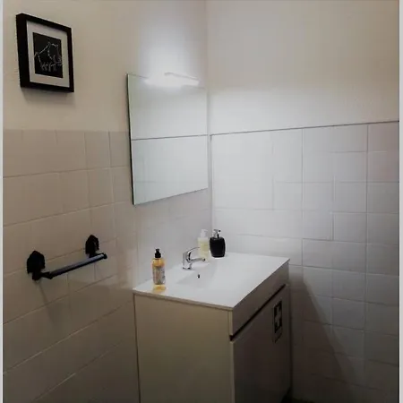 דירה De Ca - Com Acesso Independente E Kitchenette לאוסה