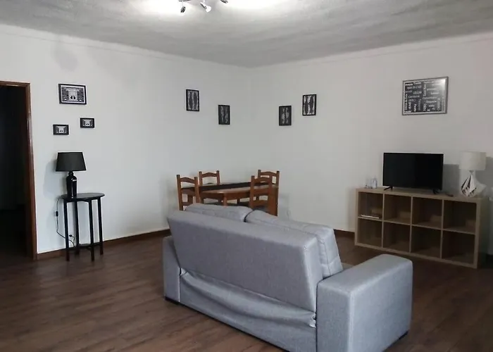 De Cá - Com Acesso Independente E Kitchenette *